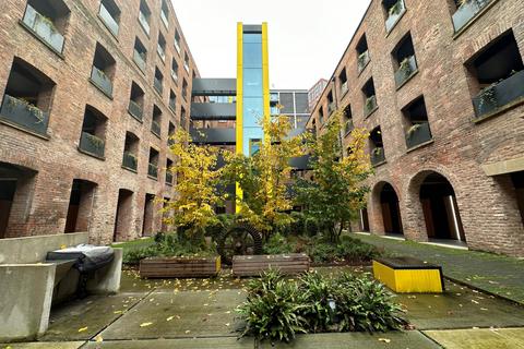 2 bedroom apartment to rent, Crusader Mill, Manchester M1