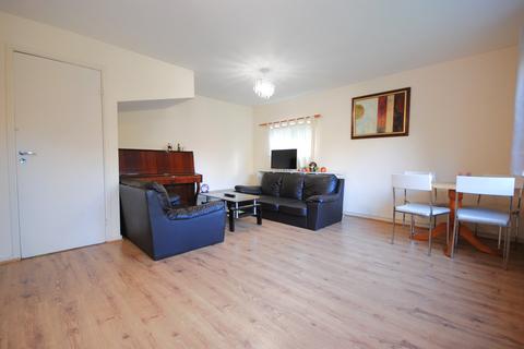 2 bedroom end of terrace house to rent, Love Walk, Camberwell SE5