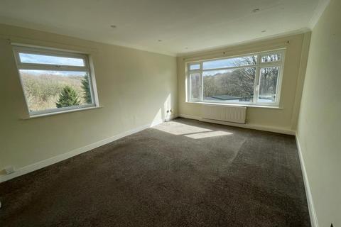 2 bedroom flat to rent, Deanwood Court, Allerton, BRADFORD