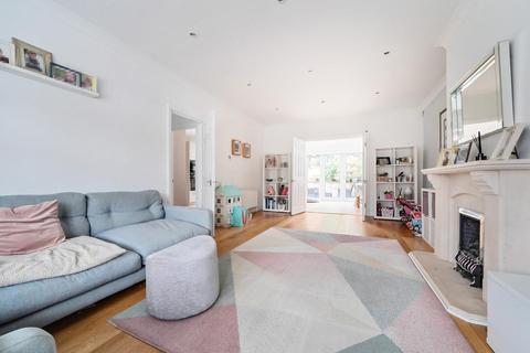 4 bedroom detached house for sale, Fitzjohn Avenue, Barnet