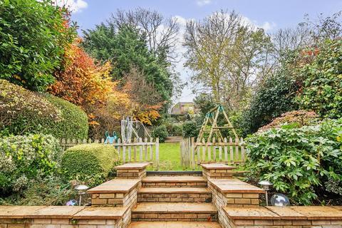 4 bedroom detached house for sale, Fitzjohn Avenue, Barnet