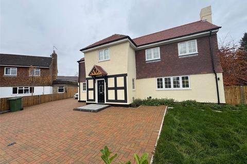 4 bedroom detached house to rent, Cedar Walk, Kenley, CR8