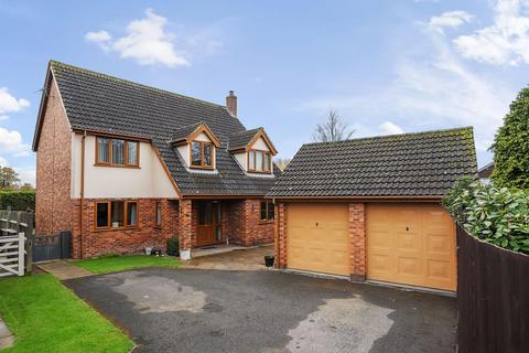 4 bedroom detached house for sale, Leominster,  Herefordshire,  HR6