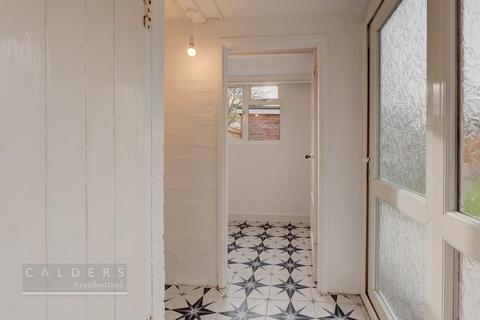 16 Beech Avenue, Tamworth, B77 2BE