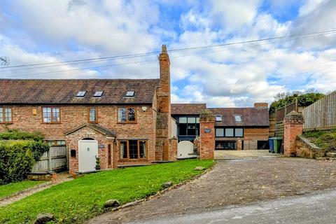 3 bedroom semi-detached house for sale, 32 Wainlode Hill, Gloucester, GL2