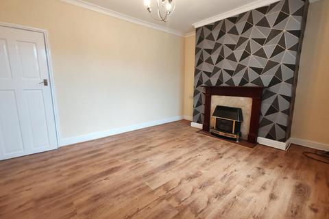 2 bedroom terraced house to rent, Alma Street, Padiham, BB12