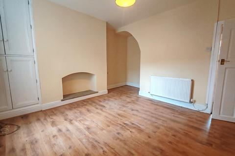 2 bedroom terraced house to rent, Alma Street, Padiham, BB12