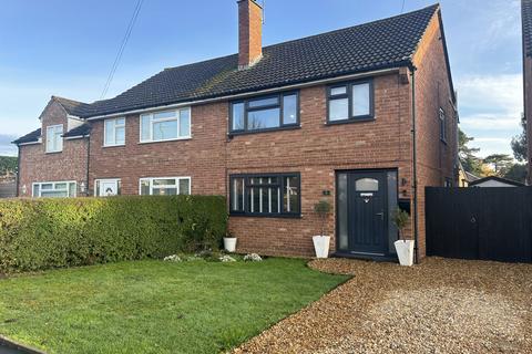 3 bedroom semi-detached house for sale, Elmbury Drive, Newtown, Tewkesbury GL20