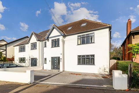 7 bedroom semi-detached house for sale, Cassiobury Drive, Watford, WD17