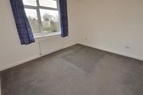 3 bedroom terraced house to rent, Hardwick Court, Pontefract, WF8