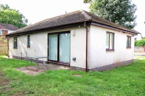 2 bedroom bungalow to rent, Nunnery Lane, Worcester, Worcestershire