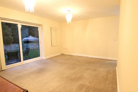 2 bedroom bungalow to rent, Nunnery Lane, Worcester, Worcestershire