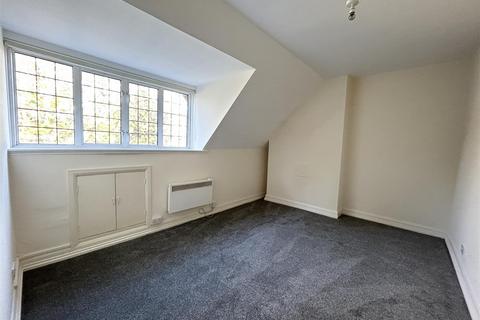 1 bedroom flat to rent, Windlesham Road, Brighton