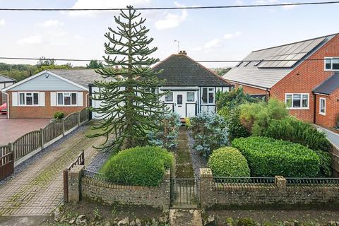 2 bedroom detached bungalow for sale, Rose Lane, Lenham Heath