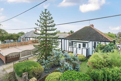 2 bedroom detached bungalow for sale, Rose Lane, Lenham Heath