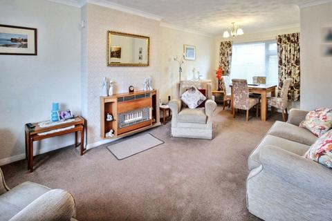 2 bedroom terraced house for sale, Aln Crescent, Gosforth, Newcastle upon Tyne, Tyne and Wear, NE3 2LU