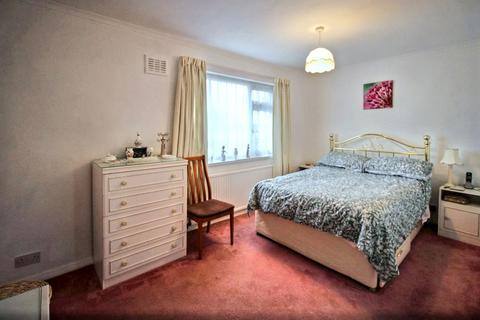 2 bedroom terraced house for sale, Aln Crescent, Gosforth, Newcastle upon Tyne, Tyne and Wear, NE3 2LU