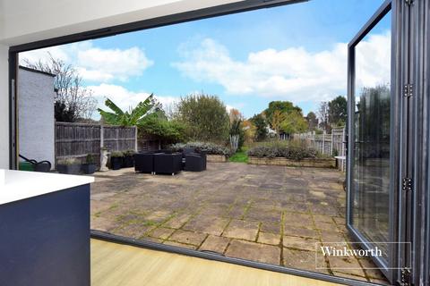 4 bedroom semi-detached house for sale, Oaks Avenue, Worcester Park, KT4