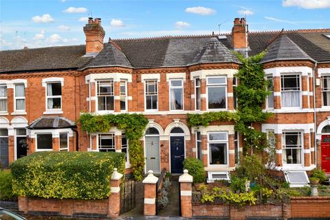 3 bedroom terraced house to rent, Shrubbery Road, Worcestershire WR1