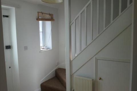 2 bedroom detached house to rent, Arthur Street, Ryde PO33