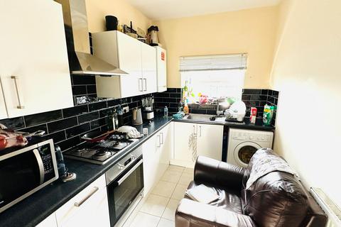 1 bedroom flat to rent, BEAUTIFUL 1 BED | GROUND FLOOR | AVAILABLE NOW, London E17