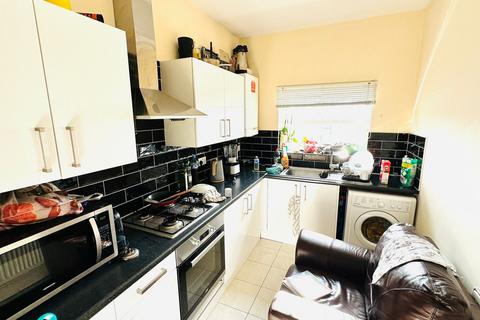 1 bedroom flat to rent, BEAUTIFUL 1 BED | GROUND FLOOR | AVAILABLE NOW, London E17