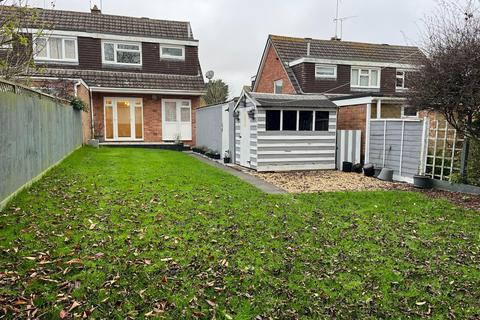 3 bedroom semi-detached house to rent, Willcox Drive, Melton Mowbray LE13