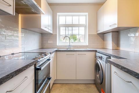 2 bedroom apartment for sale, Heathfield Green, Midhurst, GU29