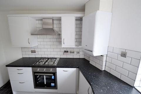 2 bedroom flat to rent, Lake Road East, Cardiff, CF23