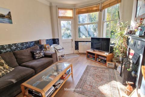 3 bedroom flat for sale, New Barnet, EN5