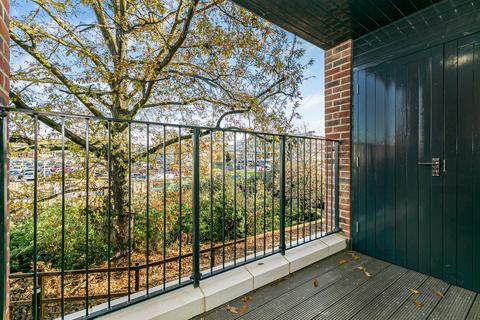 undefined, Lake House, Ottershaw, Chertsey KT16