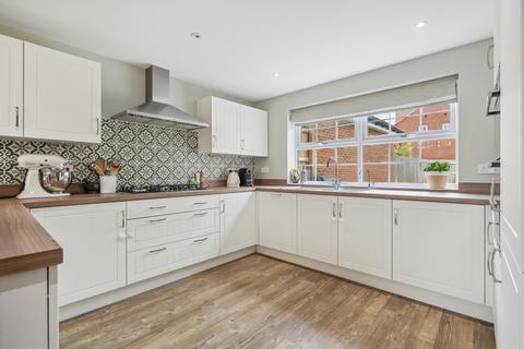 8 Durnells, Didcot, OX11 6JP