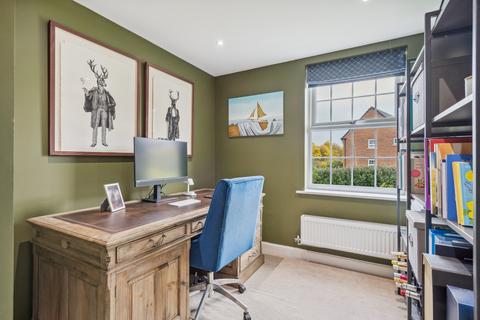 8 Durnells, Didcot, OX11 6JP
