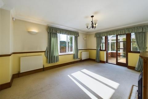 3 bedroom detached bungalow for sale, Horsham Road, Haywards Heath RH17