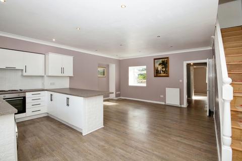 3 bedroom terraced house for sale, Main Street, Turriff AB53