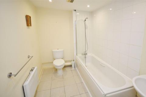 2 bedroom flat for sale, Haden Hill, West Midlands WV3