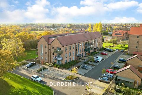 1 bedroom apartment for sale, Martel House, Defiant Close, Hornchurch, RM12