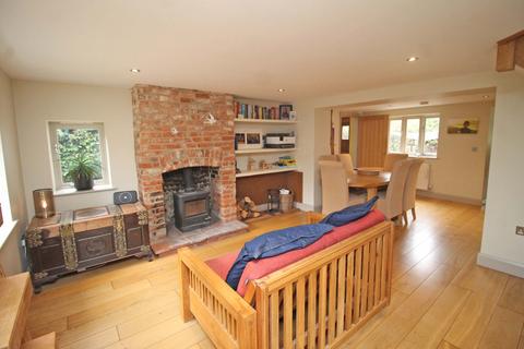 3 bedroom detached house for sale, Plumstead Road, Edgefield NR24