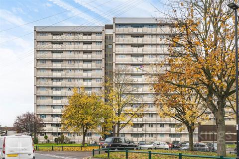 2 bedroom apartment for sale, Cedar Road, Enfield