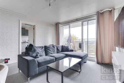 2 bedroom apartment for sale, Cedar Road, Enfield