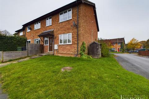 2 bedroom end of terrace house for sale, Thumwood, Basingstoke RG24