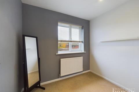 2 bedroom end of terrace house for sale, Thumwood, Basingstoke RG24