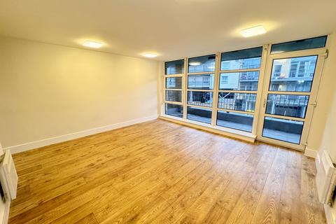 2 bedroom flat for sale, Barrland Street, Glasgow G41