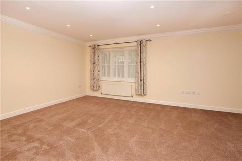 2 bedroom maisonette to rent, Queens Avenue, Watford, Hertfordshire, WD18