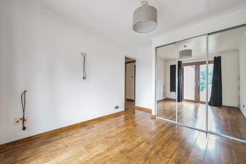 9 Bretton Close, Northampton, NN5 6QB