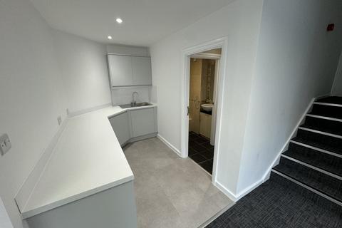 Office to rent, 1 St Paul's Square, Jewellery Quarter, Birmingham, B3 1QU