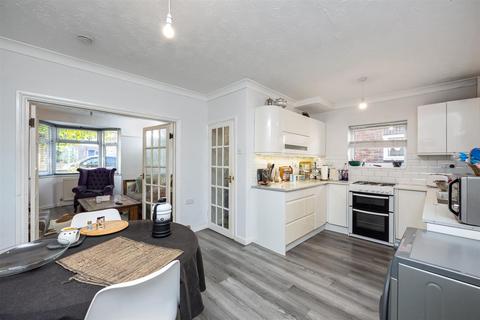 3 bedroom semi-detached house for sale, Vale Avenue, Patcham, Brighton