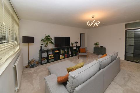 Flat 38, Woodbourne Augustus Road, Birmingham, B15 3PH