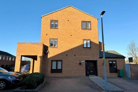 4 bedroom semi-detached house for sale, Foston Way, Stockton-On-Tees