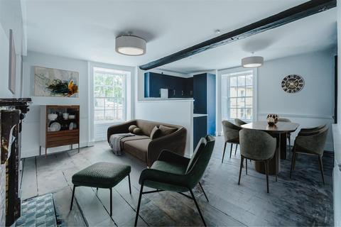 White Hart Mews, The Green, Calne